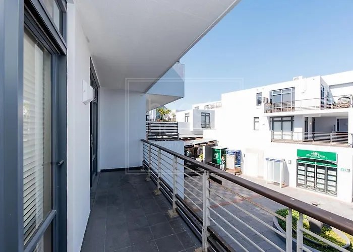 Luxury Beachfront Apartment In Eden On The Bay 191- 2 Bedroom