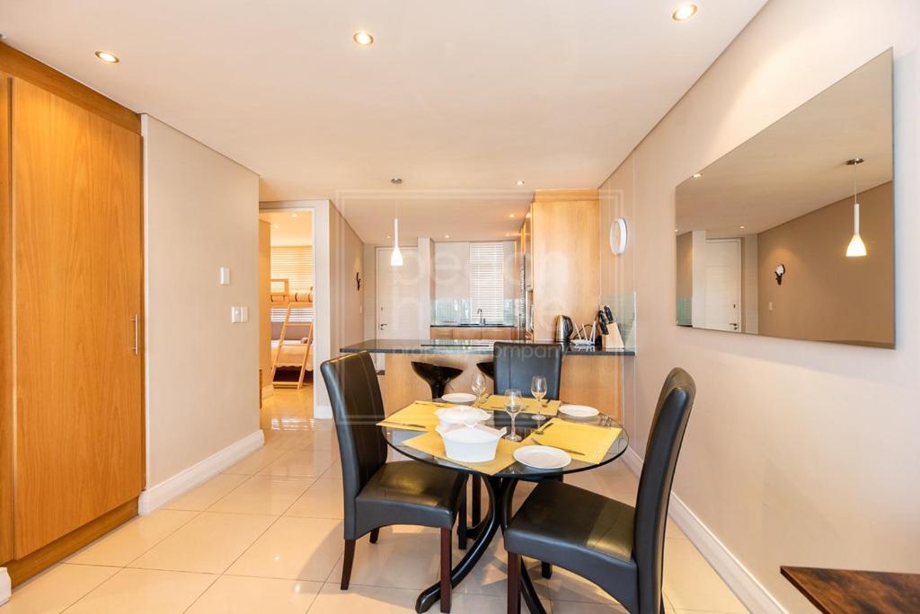 Luxury Beachfront In Eden On The Bay 191- 2 Bedroom Apartment *