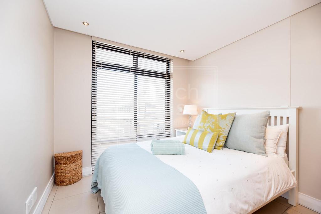 Apartment Luxury Beachfront In Eden On The Bay 191- 2 Bedroom