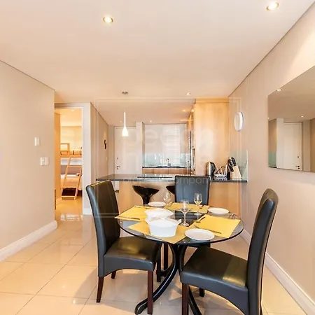 Luxury Beachfront Apartment In Eden On The Bay 191- 2 Bedroom Kaapstad Buitenkant foto