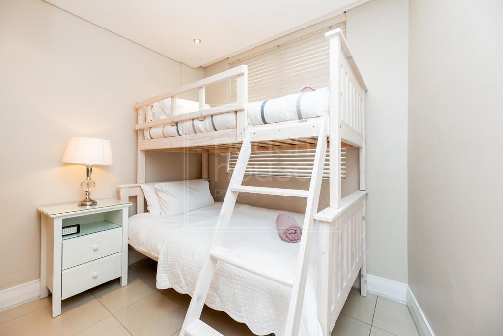 Appartement Luxury Beachfront In Eden On The Bay 191- 2 Bedroom
